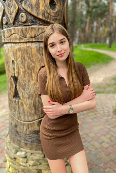 Yuliia 19 years old Ukraine Kiev, Russian bride profile, russianbridesint.com
