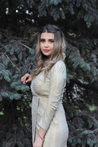 Anastasiya 25 years old Ukraine Kiev, Russian bride profile, russianbridesint.com