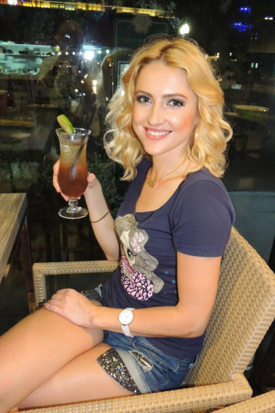 Julia 37 years old Ukraine Krivoy Rog, Russian bride profile, russianbridesint.com
