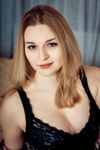 Oksana 25 years old Ukraine Nikolaev, Russian bride profile, russianbridesint.com
