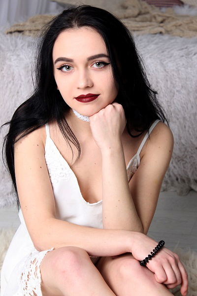 Liya 25 years old Ukraine Nikolaev, Russian bride profile, russianbridesint.com