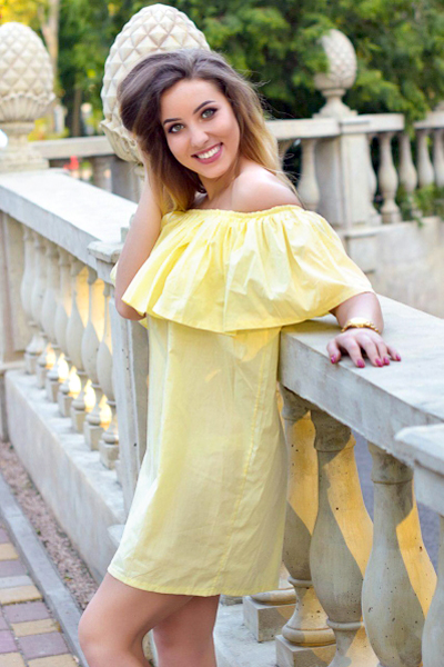 Darya 28 years old Ukraine Kharkov, Russian bride profile, russianbridesint.com