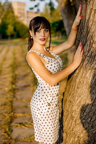 Romanna 32 years old Ukraine Zaporozhye, Russian bride profile, russianbridesint.com