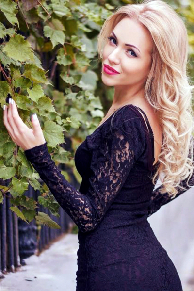 Viktoriya 32 years old Ukraine Nikolaev, Russian bride profile, russianbridesint.com