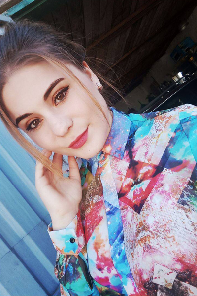 Lina 21 years old Ukraine Nikolaev, Russian bride profile, russianbridesint.com