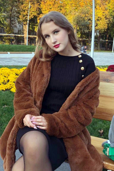 Diana 20 years old Ukraine Dnipro, Russian bride profile, russianbridesint.com